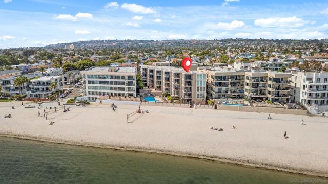 1221 Parker Pl, San Diego CA: https://media.crmls.org/mediaz/babc310d-8302-4f60-9a6c-ef3a45d5a53a.jpg