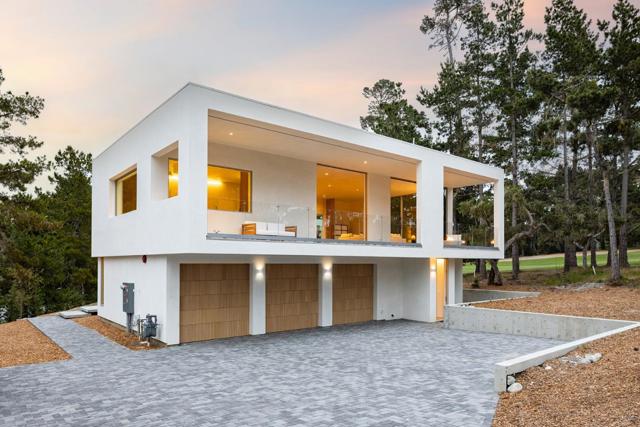 3159 Stevenson Drive, Pebble Beach CA: https://media.crmls.org/mediaz/babc660f-c4ed-4cc7-a6a4-914ddea56de6.jpg