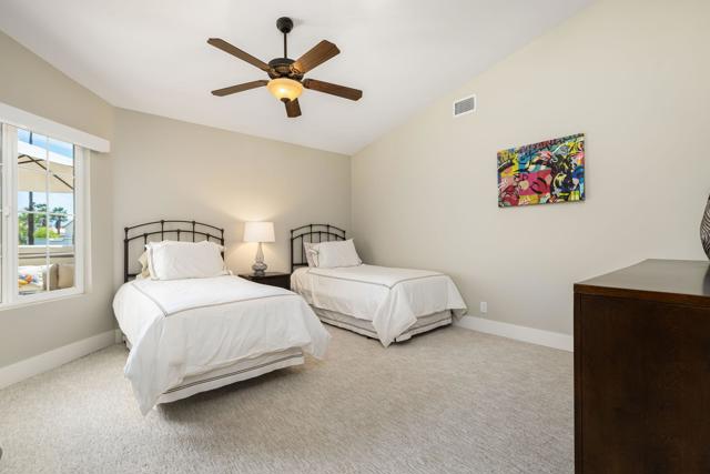 291 Vista Royale W Circle, Palm Desert CA: https://media.crmls.org/mediaz/babc7810-a945-4958-b9f0-e29316a16171.jpg