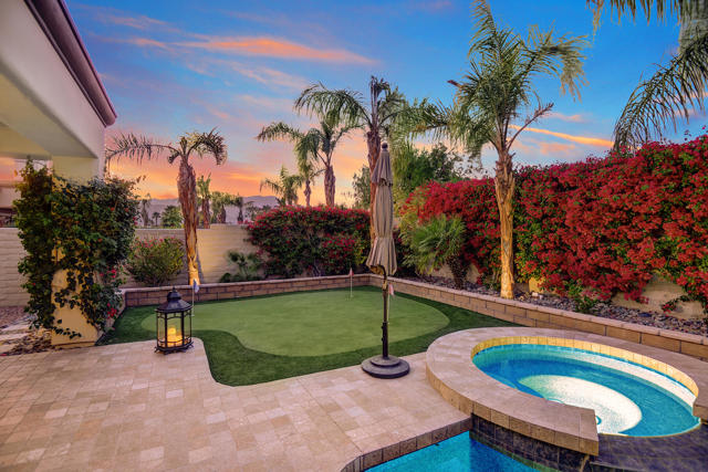54 Camino Real, Rancho Mirage CA: https://media.crmls.org/mediaz/babc9066-6286-4891-b98d-e31646f711cc.jpg
