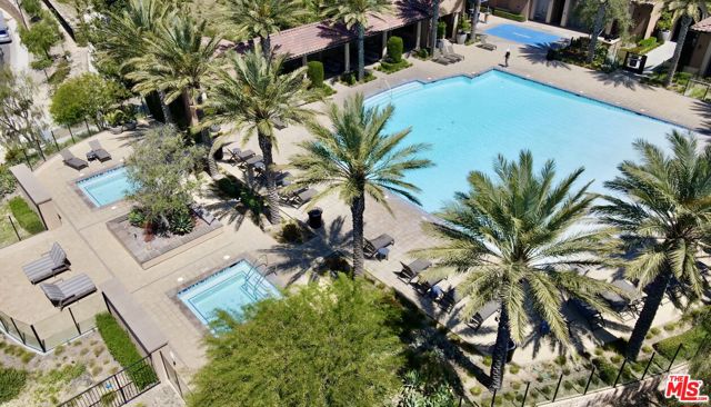 20659 W Beech Circle, Porter Ranch CA: https://media.crmls.org/mediaz/babcf8a6-2fdd-4dd6-8b82-501f7b05a43f.jpg