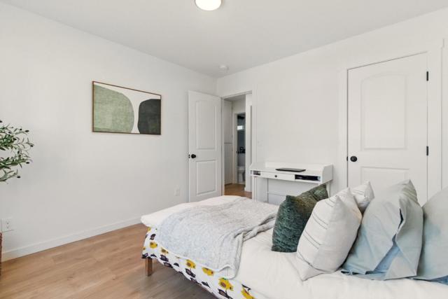 640 Heather Court, Pacifica CA: https://media.crmls.org/mediaz/babd45a7-7dff-406c-856d-b0d6b23bb8af.jpg