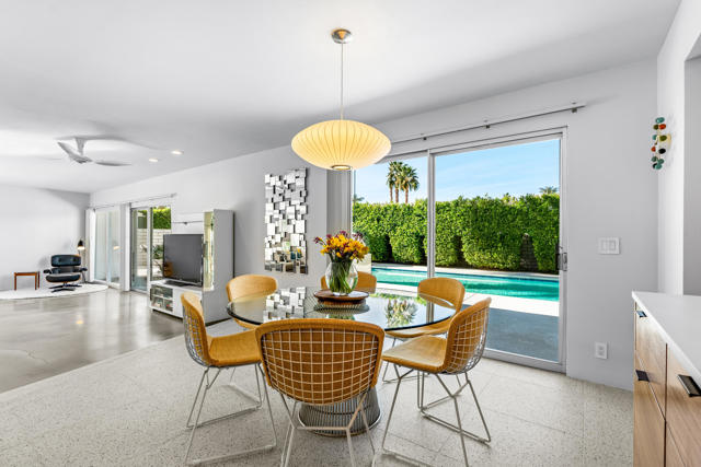 Image 12 of 60 For 76080 Fairway Drive