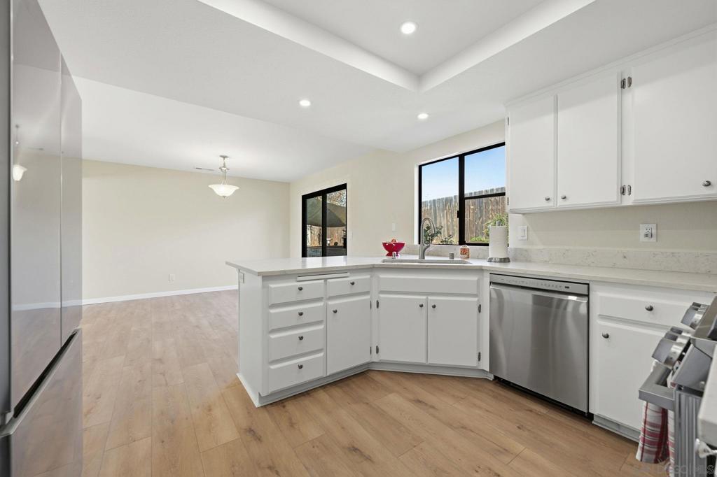 Babdf01C 4464 43E4 8D42 422E8F7A86Eb 304 Lion Valley Rd, Escondido, Ca 92027 &Lt;Span Style='BackgroundColor:transparent;Padding:0Px;'&Gt; &Lt;Small&Gt; &Lt;I&Gt; &Lt;/I&Gt; &Lt;/Small&Gt;&Lt;/Span&Gt;