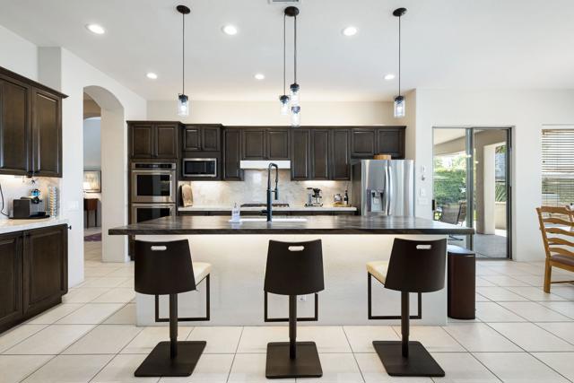 24-web-or-mls-DT_Reina_OPMG_0923_024