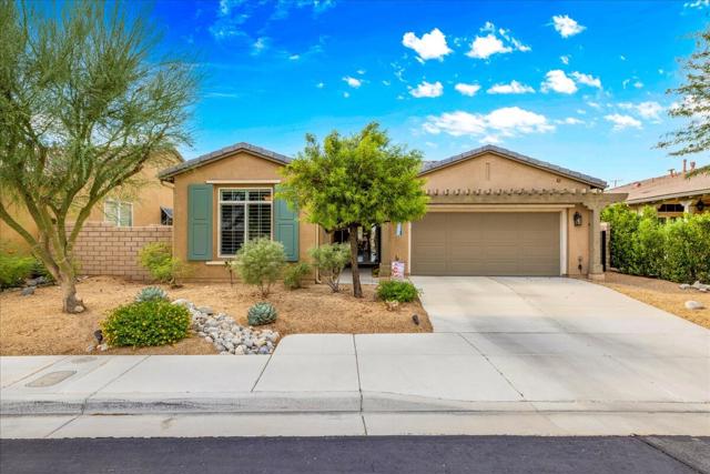 3839 Blue Sky Way, Palm Springs CA: https://media.crmls.org/mediaz/babed77f-5359-436f-a96a-395690c115b3.jpg