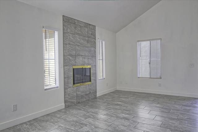 73969 Olive Court, Palm Desert CA: https://media.crmls.org/mediaz/babf585b-5c36-4c2d-b85f-41f24a724e3f.jpg