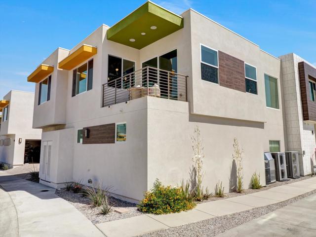 798 Obsidian Loop E, Palm Springs, CA 92264