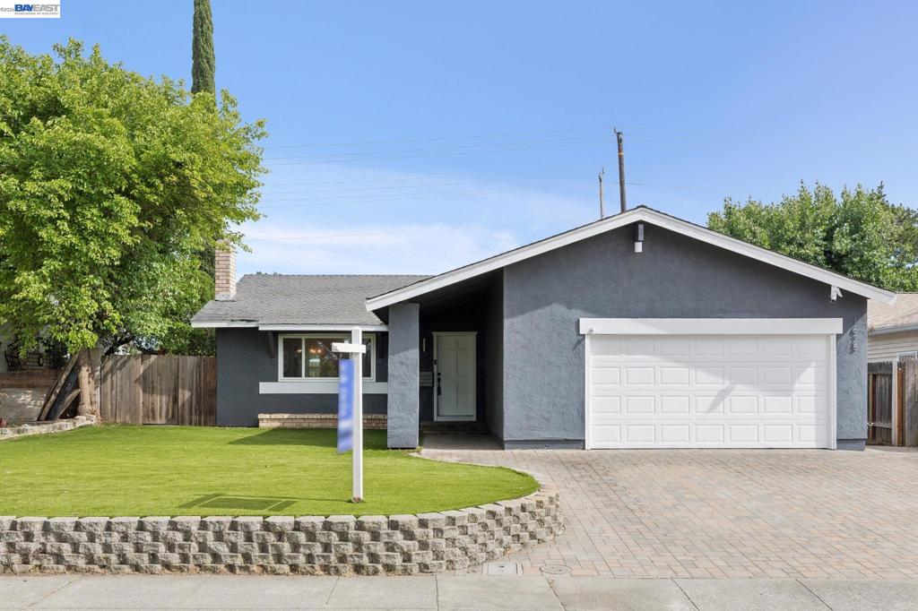 1625 Meadowlark Dr