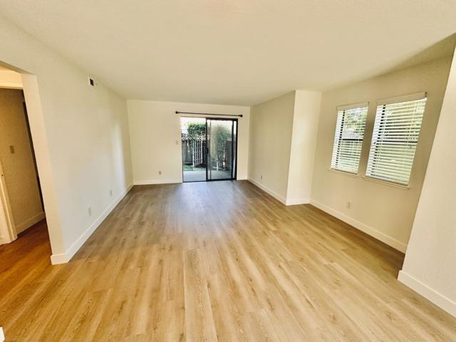 558 Ironwood Terrace, Sunnyvale CA: https://media.crmls.org/mediaz/bac146b9-2e0f-44d1-85ae-f3ce4a3984e5.jpg