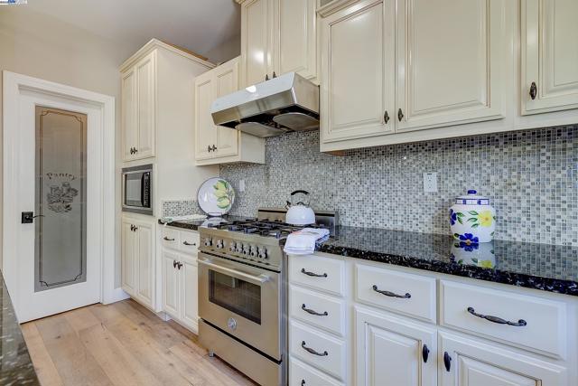 Image 38 of 60 For 3956 Jordan Ranch Dr