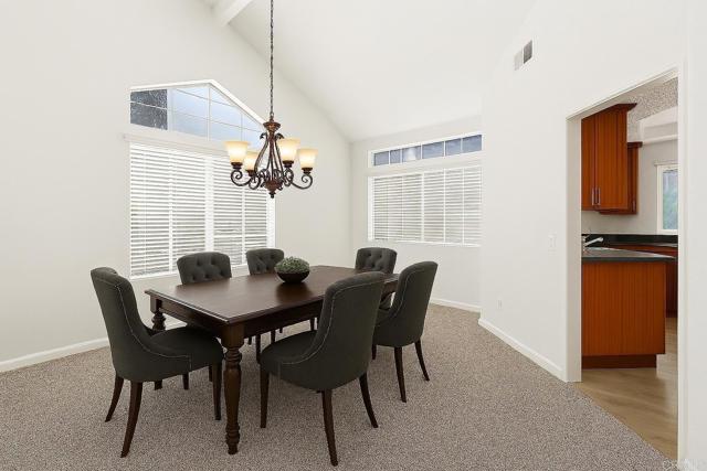 Detail Gallery Image 10 of 71 For 1351 Graham Pl, Escondido,  CA 92026 - 4 Beds | 2/1 Baths