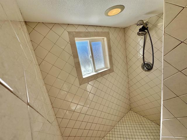 Detail Gallery Image 33 of 61 For 2445 S. Stage Coach Ln, Fallbrook,  CA 92028 - 4 Beds | 3 Baths