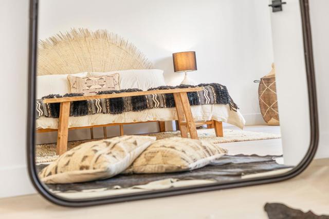 34 Lincoln Place, Rancho Mirage CA: https://media.crmls.org/mediaz/bac53367-5ef9-4808-b389-e347ea03ca6d.jpg