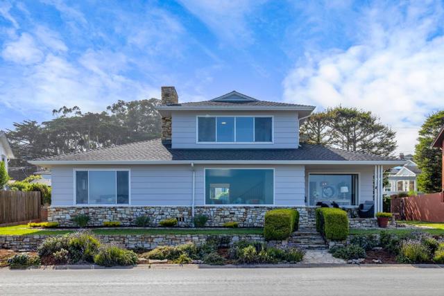 847 Ocean View Boulevard, Pacific Grove CA: https://media.crmls.org/mediaz/bac5cefd-8c89-4229-a758-7d9603d95b5b.jpg