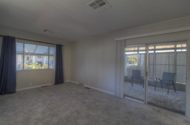 211 N Citrus Avenue, Escondido CA: https://media.crmls.org/mediaz/bac60fbe-e7ca-474d-a7c2-98dd8373690d.jpg