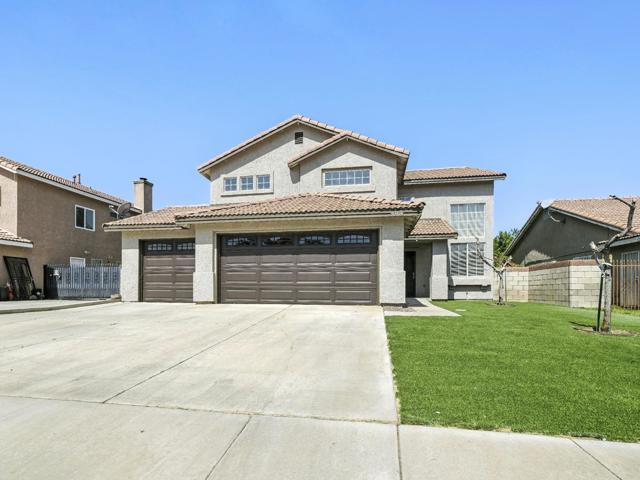 44131 Sunmist Court, Lancaster CA: https://media.crmls.org/mediaz/bac63b86-295a-4314-b696-163ad0b65f88.jpg