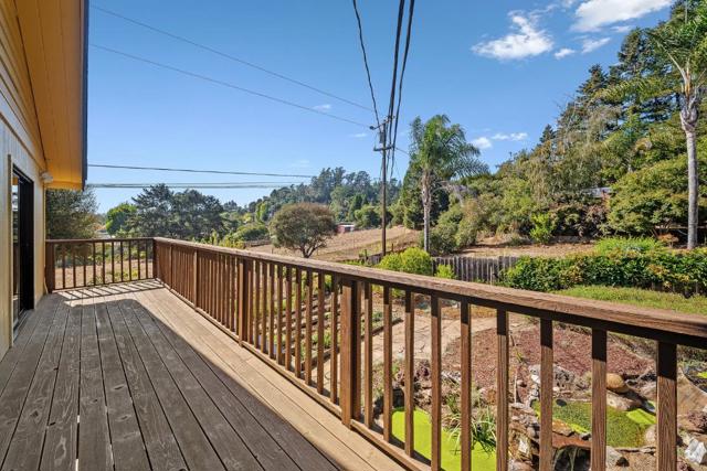 175 Merry Lane, Aptos CA: https://media.crmls.org/mediaz/bac6df13-6bc1-4ebc-80f4-6fd6b76524bc.jpg
