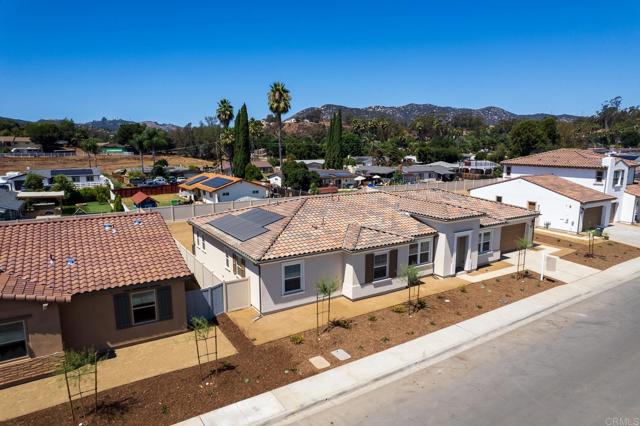2981 Orchard Glen, Escondido CA: https://media.crmls.org/mediaz/bac8d75d-ad3a-47f1-8231-d197ade13e7e.jpg