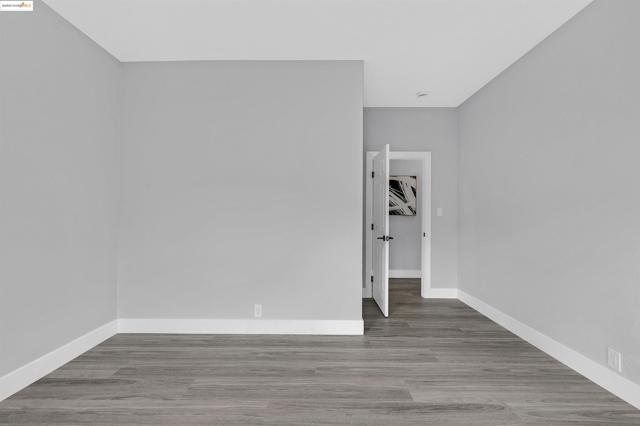 Image 3 of 49 For 2914 Stanton Street