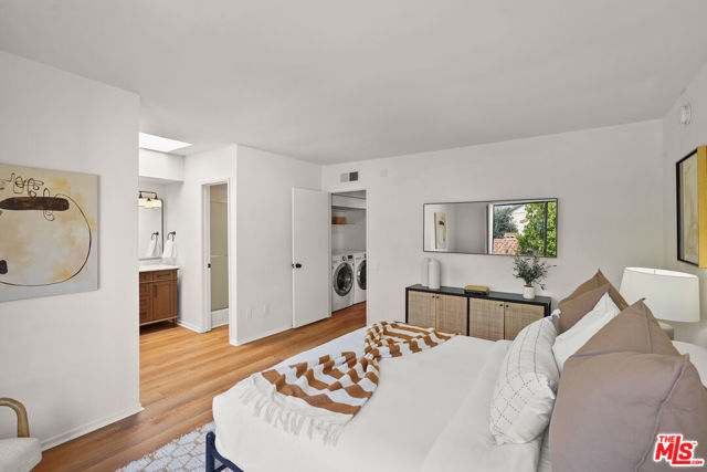 1655 Greenfield Avenue, Los Angeles CA: https://media.crmls.org/mediaz/baca6a5e-065a-4aec-9df2-c88c744e9dae.jpg