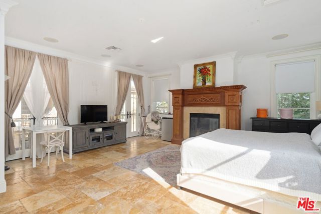 Image 29 of 38 For 919 Gretna Green Way