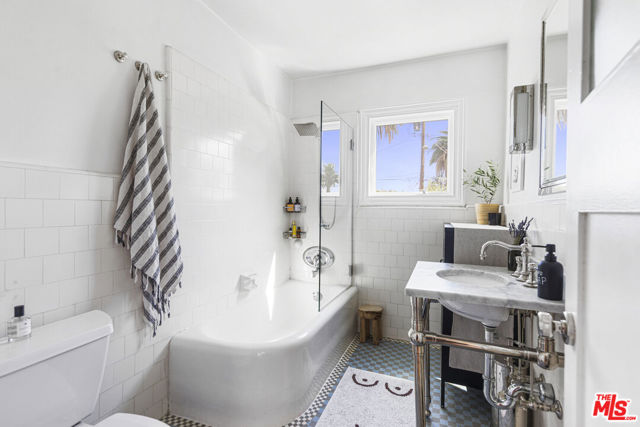 Bacc69cf 120a 4564 Ab1a 1fdf20300f05