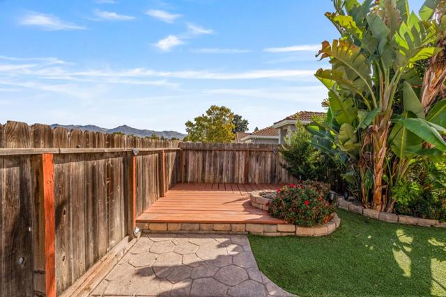 961 Alder Street, Hollister CA: https://media.crmls.org/mediaz/baccf405-20ed-4e13-8189-6c43f7ec498e.jpg