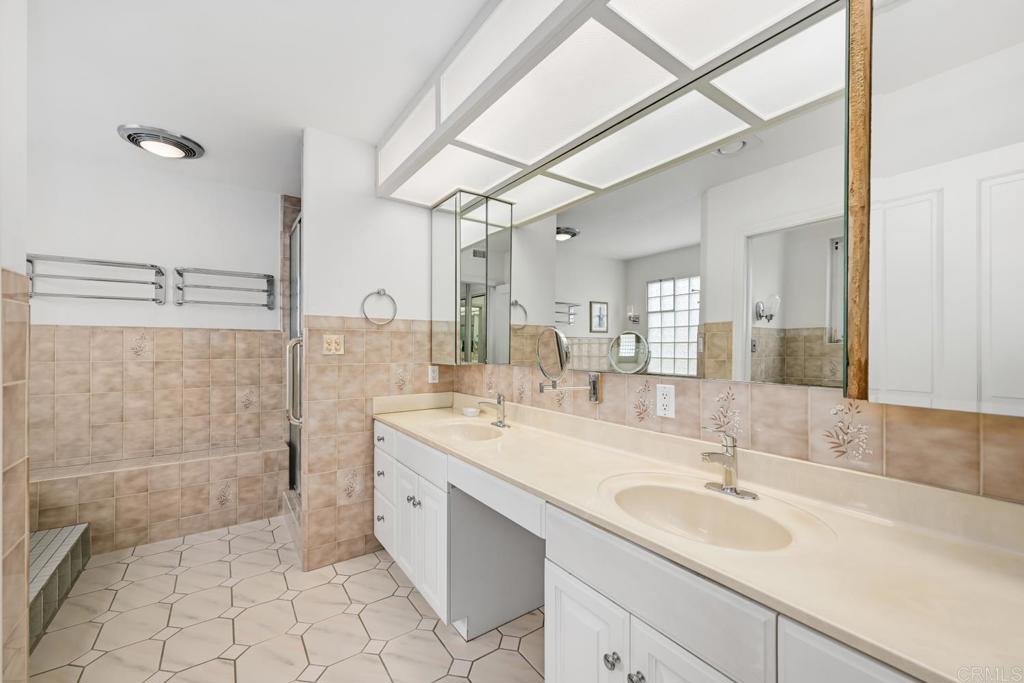 5874 Lamas Street - photo 19