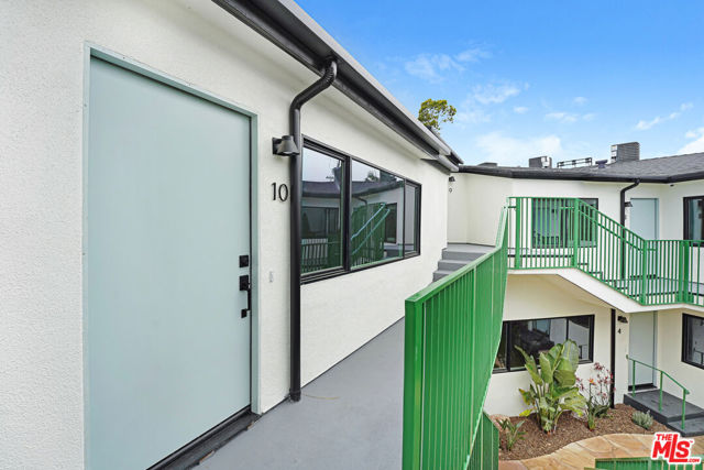 16185 W Sunset Blvd, 10 photo 6