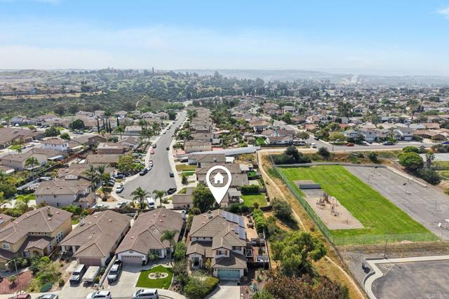 542 Lee Circle, Chula Vista CA: https://media.crmls.org/mediaz/bacfba40-54f8-4a97-a018-e96ed0f8c154.jpg