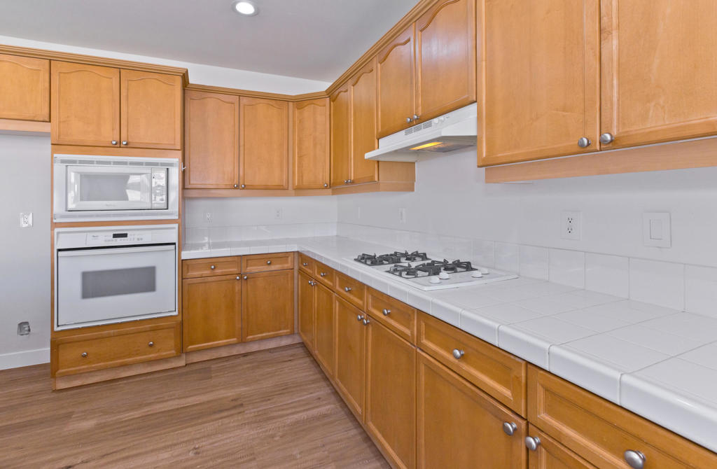 MLS #219138192PS image #6