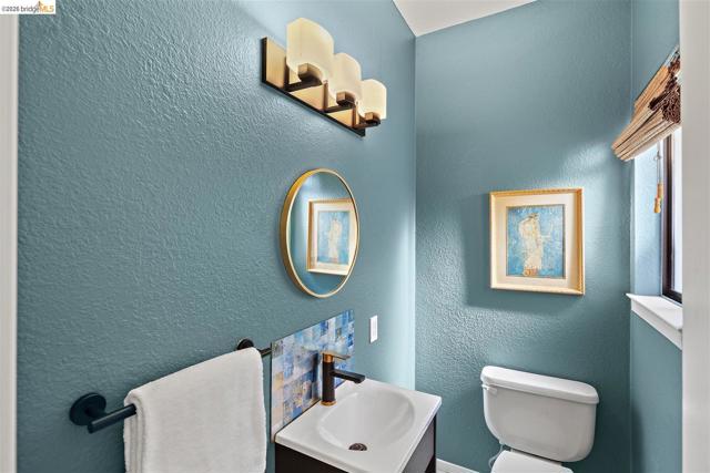 Image 33 of 60 For 6065 Dimm Way