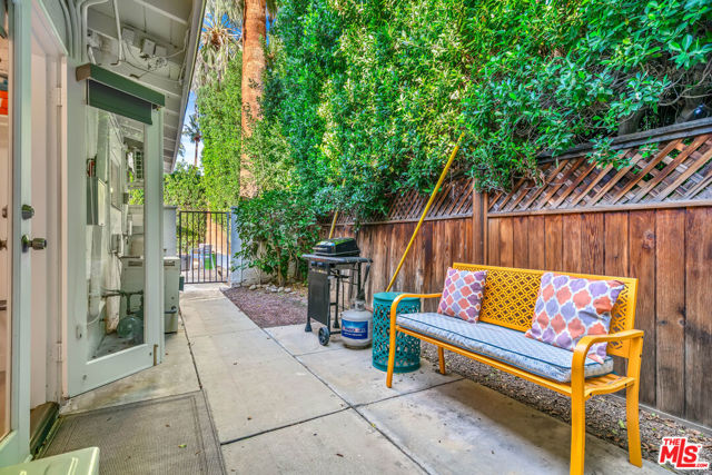 Image 36 of 75 For 502 Calle Santa Rosa