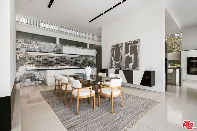 Image 6 of 33 For 12251 Castlegate Drive