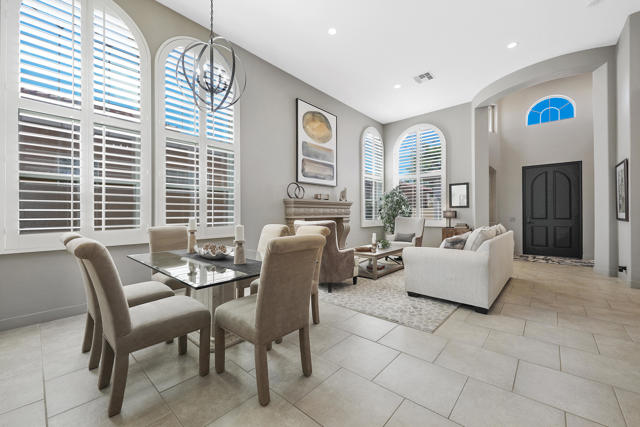 79840 Rancho La Quinta Drive, La Quinta CA: https://media.crmls.org/mediaz/bad30351-a8b1-446e-8874-0b05b267e0be.jpg