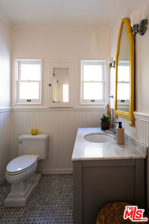 1117 N Avenue 64, Los Angeles CA: https://media.crmls.org/mediaz/bad43869-85c9-427c-9f2c-1867bcf92e0e.jpg