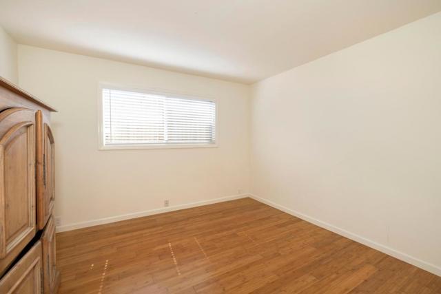 551 4th Street, Montara CA: https://media.crmls.org/mediaz/bad44e5b-fac6-418a-9790-479f8c9a9b24.jpg