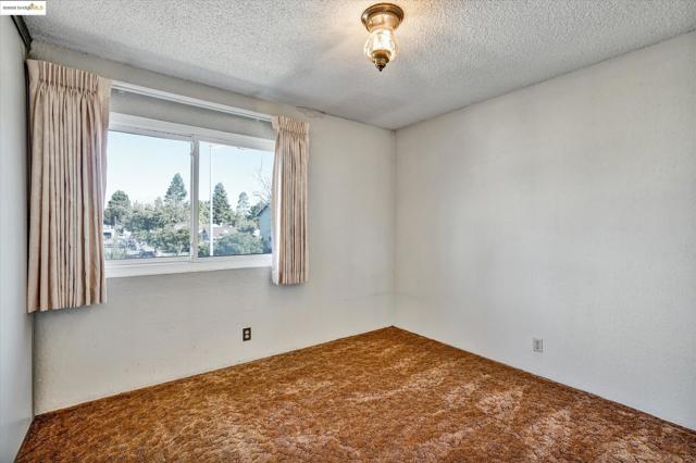 34607 Wells Ave, Fremont CA: https://media.crmls.org/mediaz/bad47ab5-4bf2-49ed-a8a0-3b01421d4252.jpg