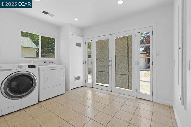 613 W 13th, Antioch CA: https://media.crmls.org/mediaz/bad4ab52-b4b2-4f92-b004-babf8a440431.jpg
