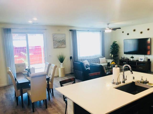 1630 Red Ribbons Lane, Manteca CA: https://media.crmls.org/mediaz/bad4c6a7-3f82-47ac-b286-9d6984dee063.jpg