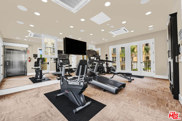 23500 Park Sorrento, Calabasas CA: https://media.crmls.org/mediaz/bad60f07-4ff3-45b0-a7e5-21911253e186.jpg