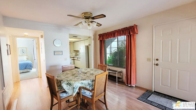 2700 E Mesquite Avenue, Palm Springs CA: https://media.crmls.org/mediaz/bad6148d-d5f7-4f93-93b8-bc1e5c966043.jpg