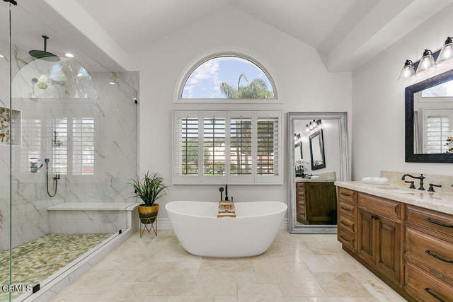 11016 Red Barn Road, Santa Rosa CA: https://media.crmls.org/mediaz/bad6ffcd-79c0-4ef4-9ed6-36ac29d6fb92.jpg