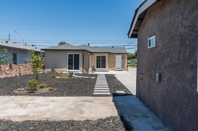 1107 N 4th, San Jose CA: https://media.crmls.org/mediaz/bad7c2cb-b218-4515-9fdb-6d2b1771f19b.jpg