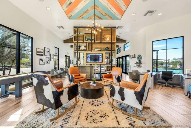 28079 Harvest Ct, Valley Center CA: https://media.crmls.org/mediaz/bad7e579-7cad-4f2c-a481-00481b834dde.jpg