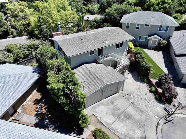 29 Leafwood Cir, San Rafael, California 94901, ,Multi-Family,For Sale,Leafwood Cir,41059417