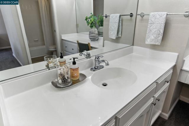 297 Del Valle, Pleasanton CA: https://media.crmls.org/mediaz/badace82-71f9-4d78-a717-529b43ff51cd.jpg