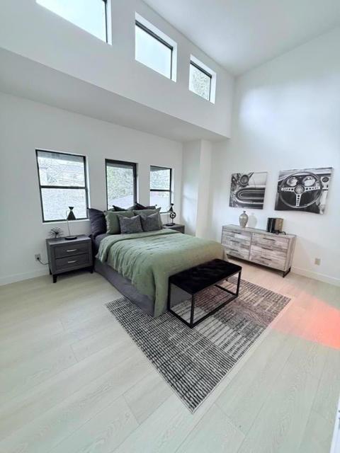 421 Sierra Vista Avenue, Mountain View CA: https://media.crmls.org/mediaz/badae3a5-b604-49f6-8059-b8f123d86a50.jpg