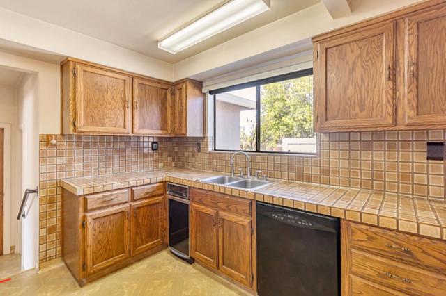 2643 Garfield Street, San Mateo CA: https://media.crmls.org/mediaz/badb84c7-c1a0-4fca-a3a2-b8e1d02f881a.jpg